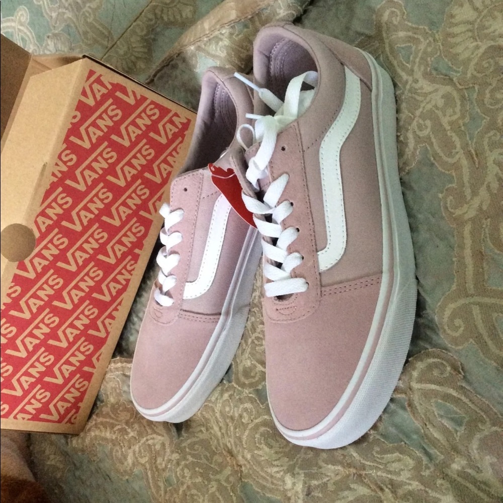 Vans - Picture 2 of 2